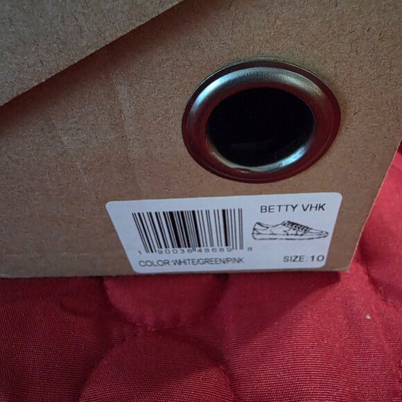 ⭐ Girls Vintage Havana “Betty” Sneakers – Size 10 – White/Green/Pink – NWT - Picture 8 of 8